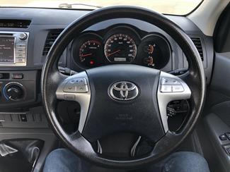 2014 Toyota Hilux - Thumbnail