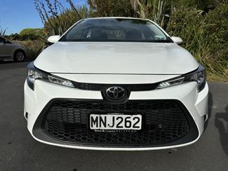 2019 Toyota Corolla - Thumbnail