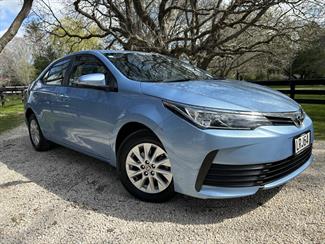 2018 Toyota Corolla - Thumbnail