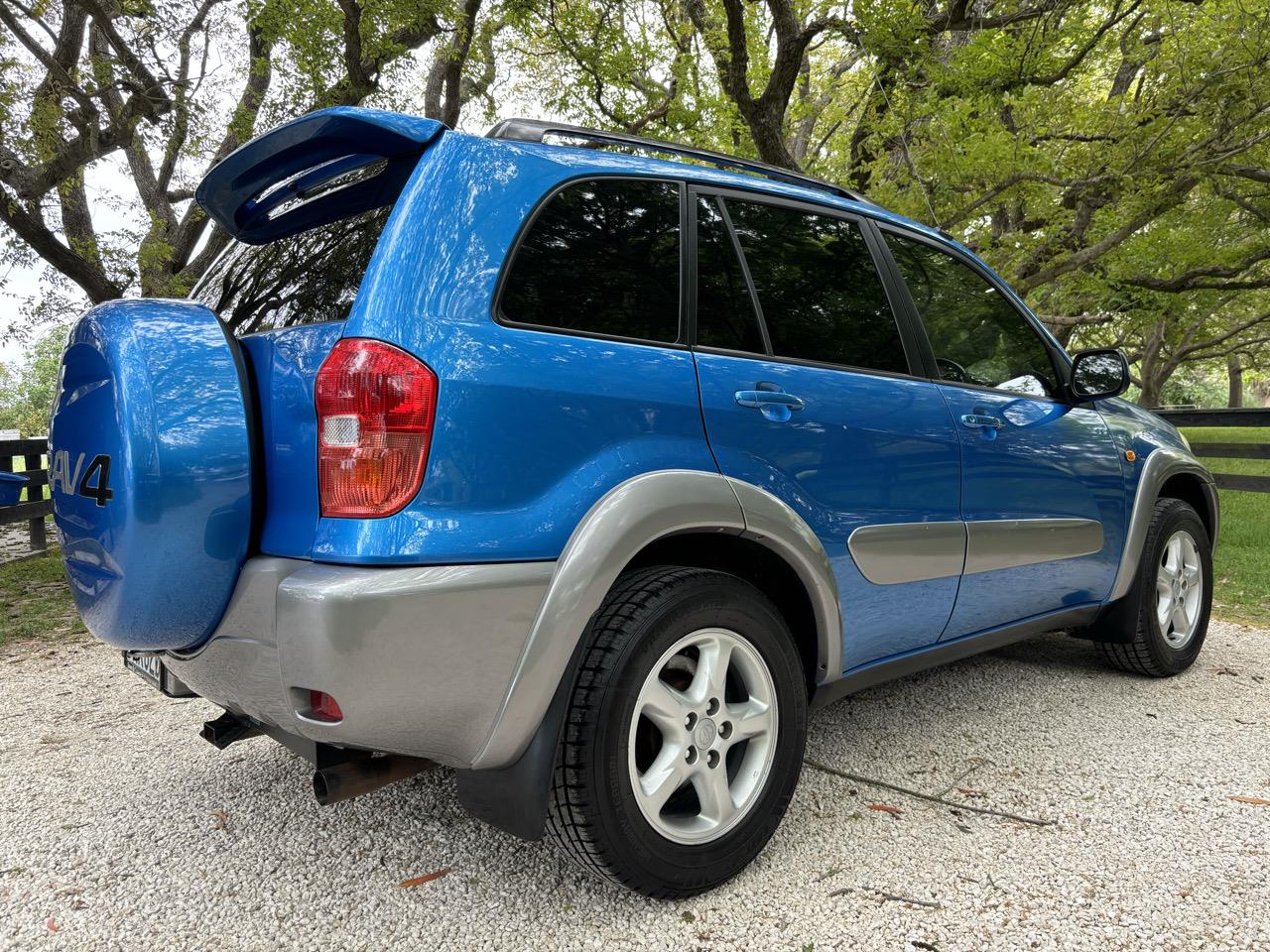 2003 Toyota RAV4